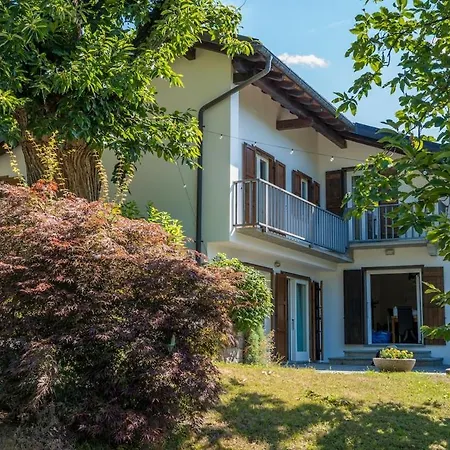 V Scarlicc Villa